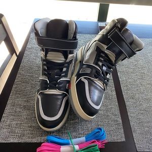Louis Vuitton 408 Hightop Trainer